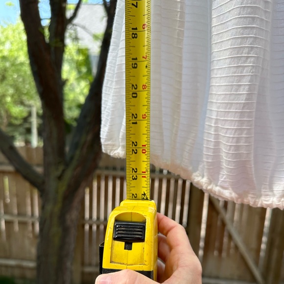 Free People NWT Ibiza Off Shoulder Crochet Lace White Top size Large Date Night - Picture 14 of 16